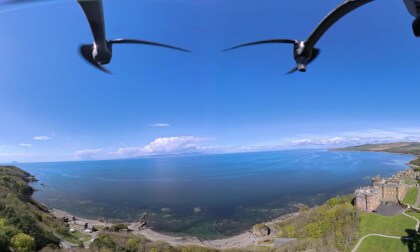 360° Flight along Croy Beach and around Culzean Castle 360° Flight along Croy Beach and around Culzean Castle