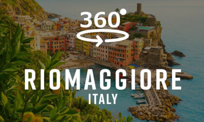 Riomaggiore – Cinque Terre, Italy 🇮🇹 | Walking Tour 360° VR Video Riomaggiore – Cinque Terre, Italy 🇮🇹 | Walking Tour 360° VR