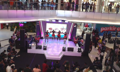 rahasia teleport dance cover by kisekinohi VR Video rahasia teleport dance cover by kisekinohi VR