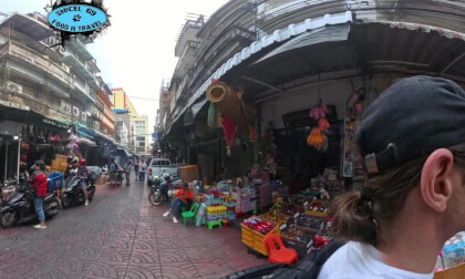 Walking through ChinaTown Bangkok Thailand 2. Insta360 X4 VR Video Walking through ChinaTown Bangkok Thailand 2. Insta360 X4 VR
