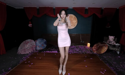 狸妖妖liyaoyao 20250425001 灵魂出窍 3D VR 180 8K