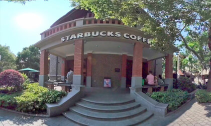 Starbucks in an Old Western-style House VR Video Starbucks in an Old Western-style House VR