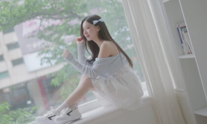 Fly up in a balloon VR Video Fly up in a balloon VR