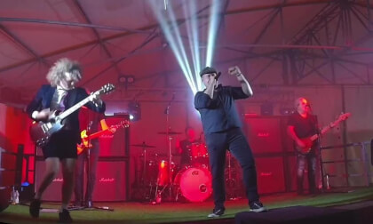 AC/DI Back in Black live Cover - AC/DC European Tribute Band AC/DI Back in Black live Cover - AC/DC European Tribute Band