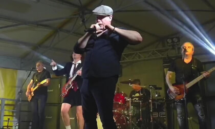AC/DI Thunderstruck live Cover - AC/DC European Tribute Band AC/DI Thunderstruck live Cover - AC/DC European Tribute Band