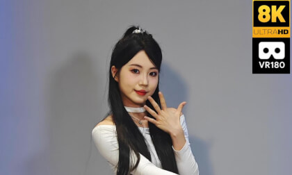 Jiaqi in the dance studio3 VR Video Jiaqi in the dance studio3 VR