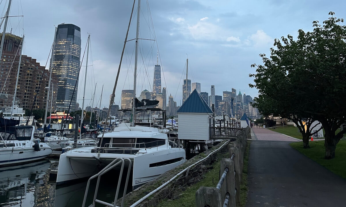 Jersey City Marina with New York City Skyline View VR 3D 180