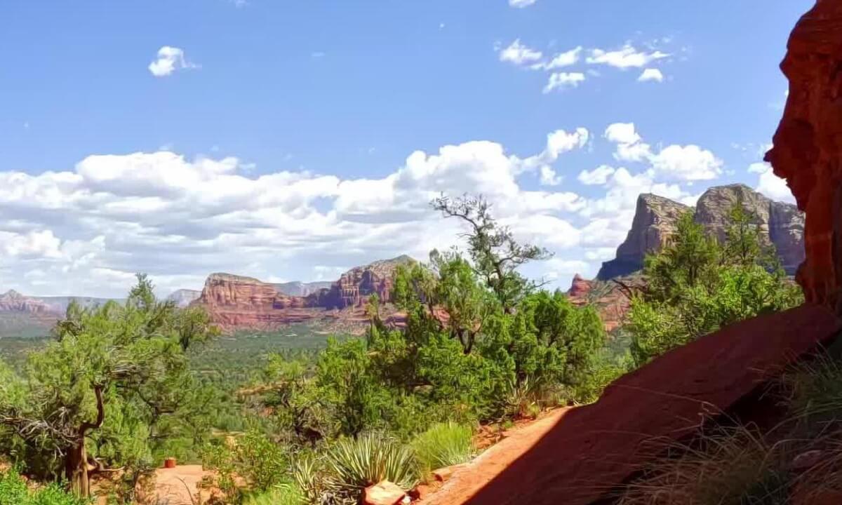 Rock Overhang Bell Rock 8K 180VR Remastered