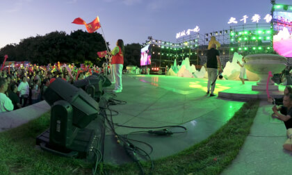 Pour the wine to the brim VR Video Pour the wine to the brim VR