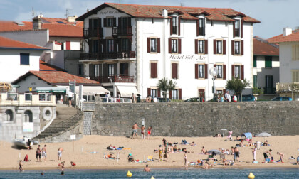Famous Saint-jean-De-Luz Bay : Bask Coast VR Video Famous Saint-jean-De-Luz Bay : Bask Coast VR