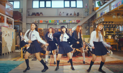 NewJeans 'Ditto' VR Video NewJeans 'Ditto' VR