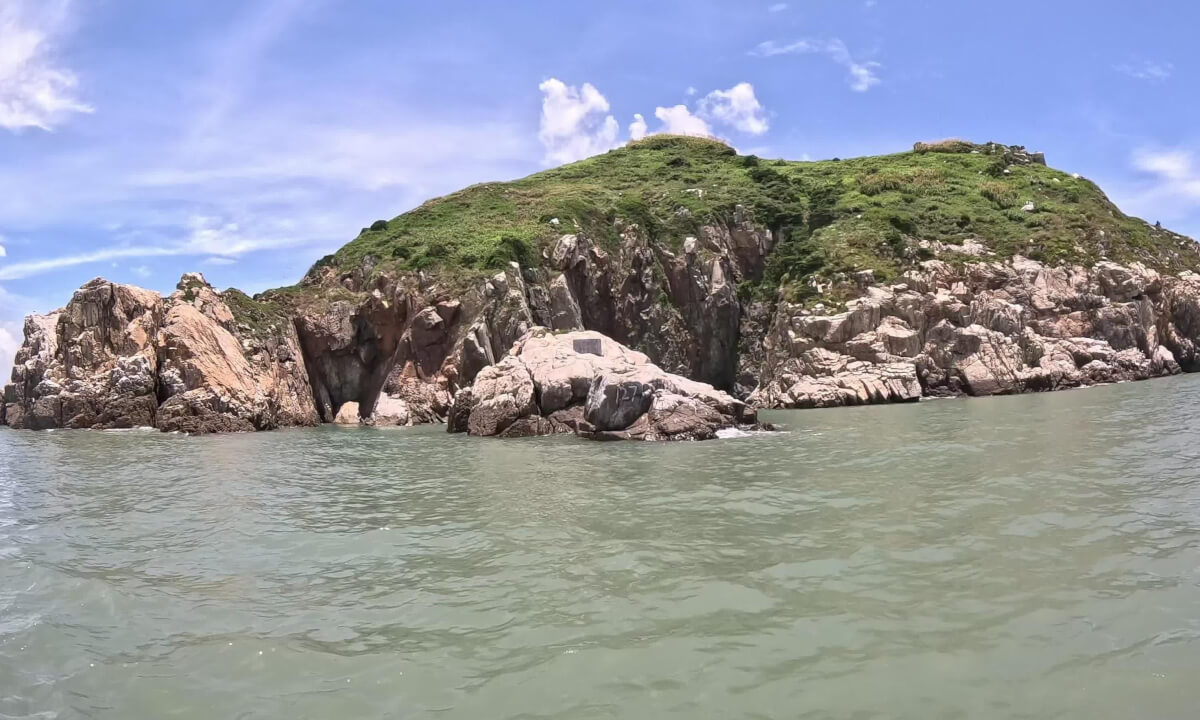 Introduction to Bird Island of Sishuang Islands鸟岛 海鸥超多