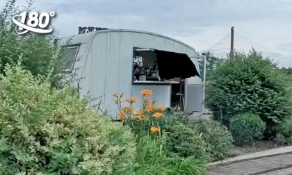 Soap Dream Space – A Garden Repurposed from an Old State-run Soap Factory VR Video Soap Dream Space – A Garden Repurposed from an Old State-run Soap Factory VR