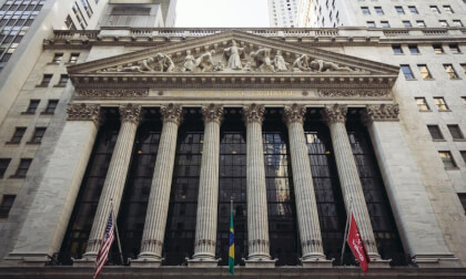 Wall Street in 3D VR 180 : A VR Journey Through NYC's Financial Heart Wall Street in 3D VR 180 : A VR Journey Through NYC's Financial Heart