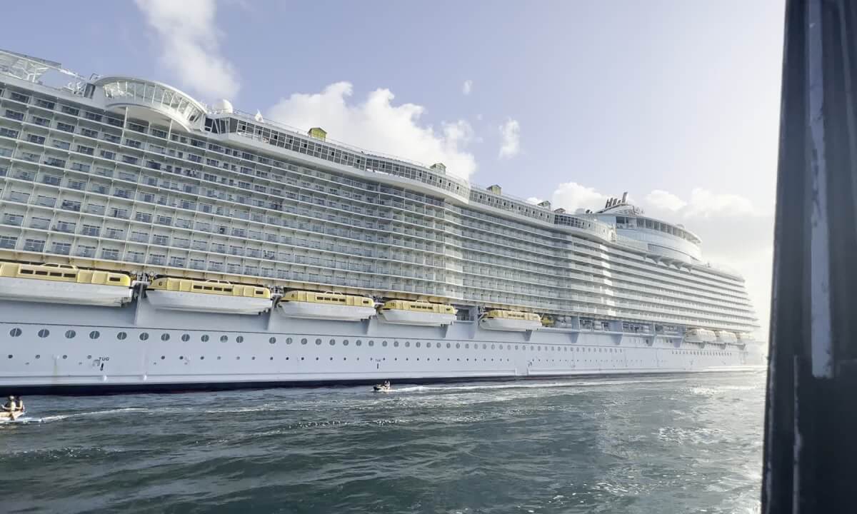 Oasis of the Seas cruise ship