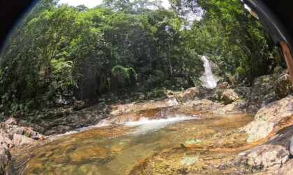 Stream Sound Through the Valley 野人谷溪水 VR Video Stream Sound Through the Valley 野人谷溪水 VR