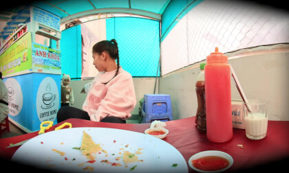 Crispy Heaven! Trying Dalat's Famous Onion Rice Paper for the First Time! VR Video Crispy Heaven! Trying Dalat's Famous Onion Rice Paper for the First Time! VR