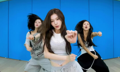 TWICE "THIS IS FOR" Choreography Video (Moving ver.)|Converted 60FPS 3D VR VR Video TWICE "THIS IS FOR" Choreography Video (Moving ver.)|Converted 60FPS 3D VR VR