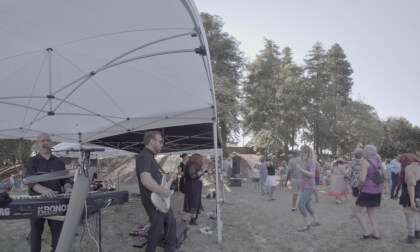 Music in the park by Electric X Dance Band - HDR  8K 3D 180 VR Video Music in the park by Electric X Dance Band - HDR  8K 3D 180 VR