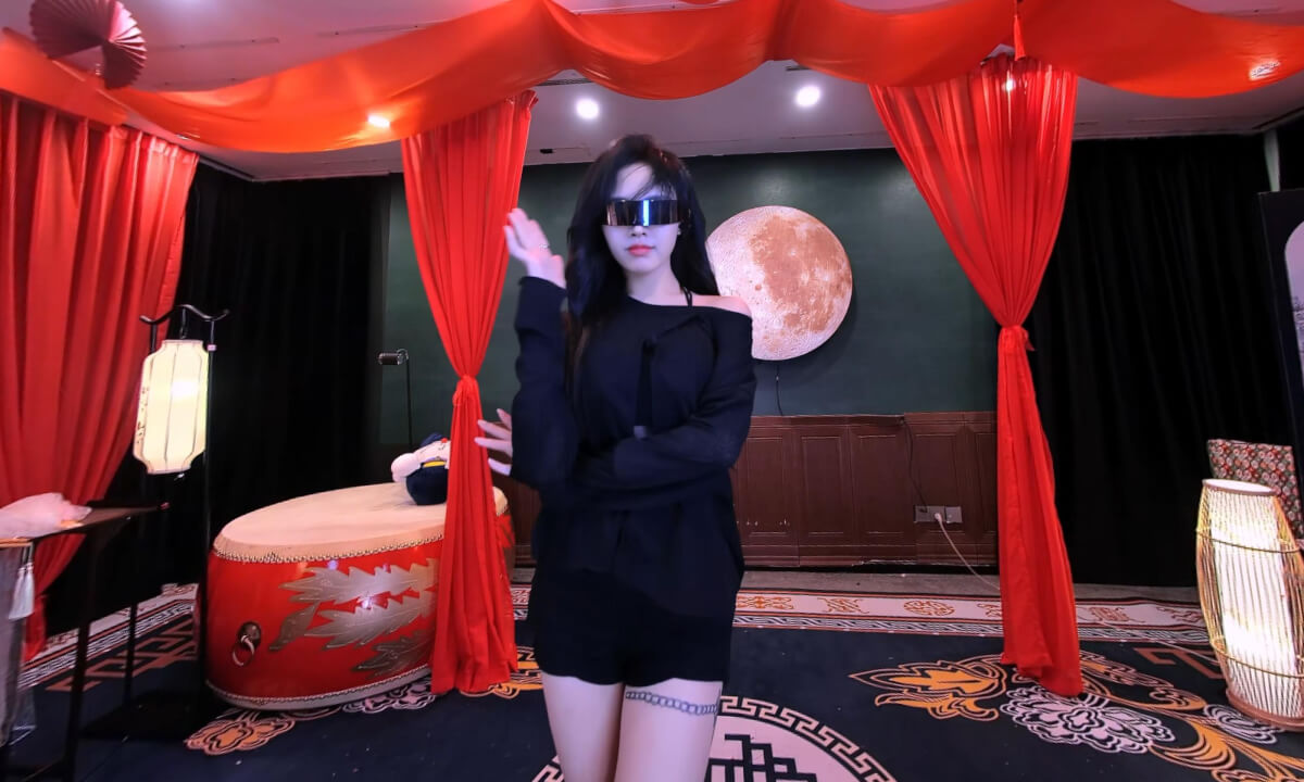 狸妖妖liyaoyao 20250617001 动感光波 3D VR 180 8K