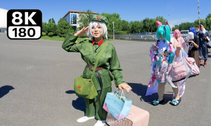 Immersive experience: Follow the lady in the green military uniform to visit the comic exhibition VR Video Immersive experience: Follow the lady in the green military uniform to visit the comic exhibition VR