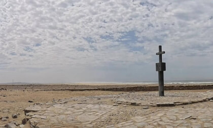 Cape Cross Lodge and Seal Colony, Skeleton Coast, Namibia VR Video Cape Cross Lodge and Seal Colony, Skeleton Coast, Namibia VR