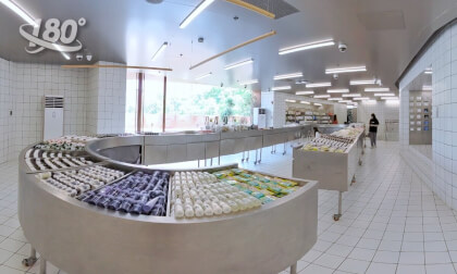 HARMAY Shanghai Xintiandi Flagship Store with Industrial & INS Style VR Video HARMAY Shanghai Xintiandi Flagship Store with Industrial & INS Style VR