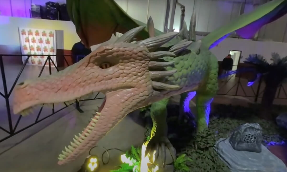 The Dragons of Dino & Dragon Stroll 3D 180 VR