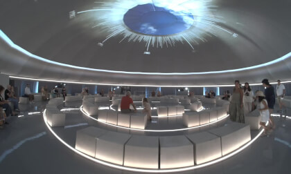 Exposición 50 aniversario de Zara (1). A Coruña (VR180 3D)