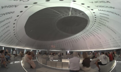 Exposición 50 aniversario de Zara (6). A Coruña (VR180 3D)