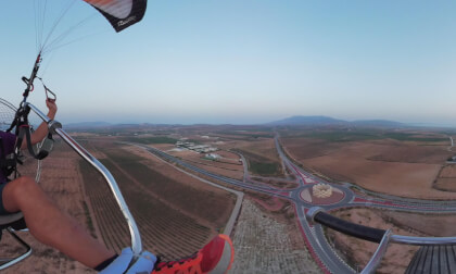 360º Paramotor Flight over Pinoso – Socarrat Day & Fair Finale 360º Paramotor Flight over Pinoso – Socarrat Day & Fair Finale