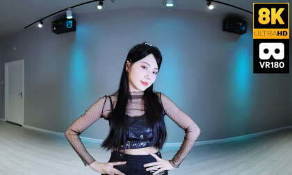 Jiaqi Performs a Dance VR Video Jiaqi Performs a Dance VR