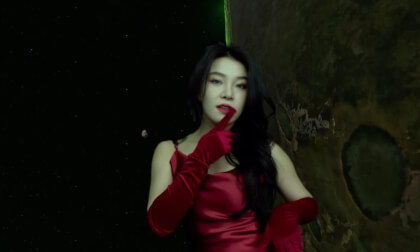 Neon Green Galaxy Groove: Dance Among the Stars! VR Video Neon Green Galaxy Groove: Dance Among the Stars! VR