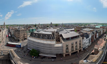Walking around the town of Oxford in the UK VR Video Walking around the town of Oxford in the UK VR