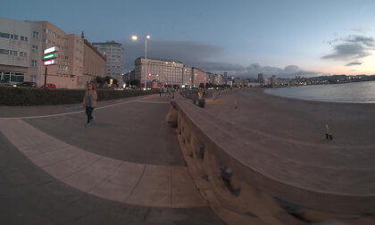 Caminando por el paseo Marítimo. A Coruña (VR180 3D) VR Video Caminando por el paseo Marítimo. A Coruña (VR180 3D) VR