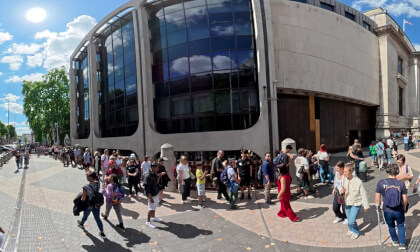 Walking tour near the Natural History Museum VR Video Walking tour near the Natural History Museum VR