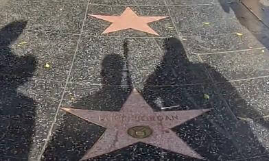 Strolling the Hollywood Walk of Fame in 360°! - CBanks360