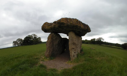 20210619-St-Lythans-Burial-Chamber.vr 20210619-St-Lythans-Burial-Chamber.vr
