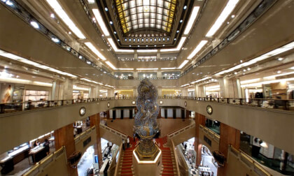 The central atrium at Nihonbashi  Mitsukoshi in Tokyo, Japan VR Video The central atrium at Nihonbashi  Mitsukoshi in Tokyo, Japan VR
