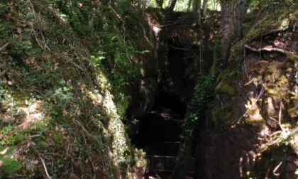 20210519-Bluewater-Pool-Fforest-Fawr.vr