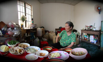 gia dinh toi MVI_2514-stitched gia dinh toi MVI_2514-stitched