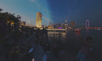 新加坡最小的鱼尾狮公园夜景 公开 新加坡最小的鱼尾狮公园夜景 公开