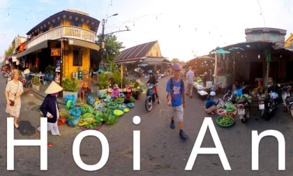 Hoi An,Vietnam-walk the streets not alone