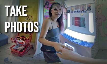Let's take a photo booth picture together! -Immersive Girlfriend Series VR Video Let's take a photo booth picture together! -Immersive Girlfriend Series VR
