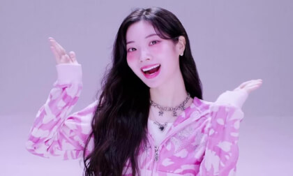 TWICE(트와이스) 'Strategy' | STUDIO CHOOM ORIGINAL|Converted 60FPS 3D VR VR Video TWICE(트와이스) 'Strategy' | STUDIO CHOOM ORIGINAL|Converted 60FPS 3D VR VR