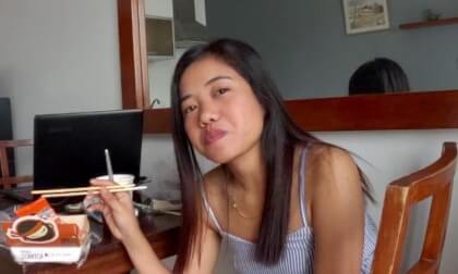 Chit chat with Osa, girl from Manila Chit chat with Osa, girl from Manila