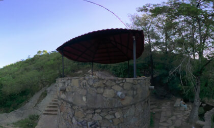 Poza en el Paseo de Las Campanas VR Video Poza en el Paseo de Las Campanas VR