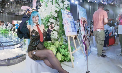 Summer Cool Pool Cosplay Event(3D VR180)