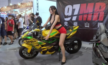 Taiwan Motorcycle Show Show Girls & Super Bikes, Part4