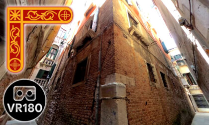 Venice VR - A narrow Alleyway - VR180 360 3D Venice VR - A narrow Alleyway - VR180 360 3D
